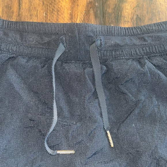 Lululemon In Depth Joggers - Picture 6 of 11